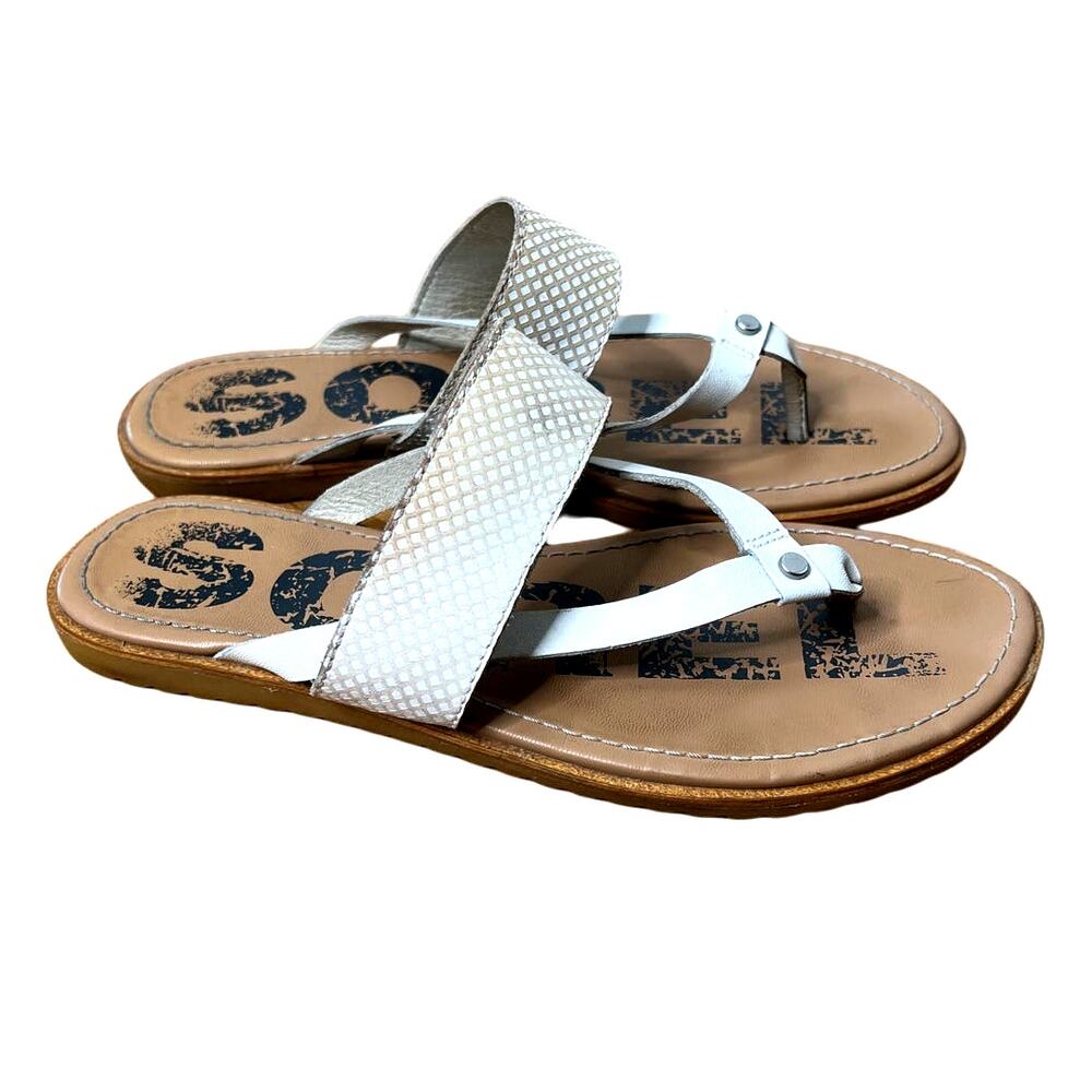 Sorel Woman's 7.5 Leather Thong Sandals Comfort Walking Flats Flip Flips White